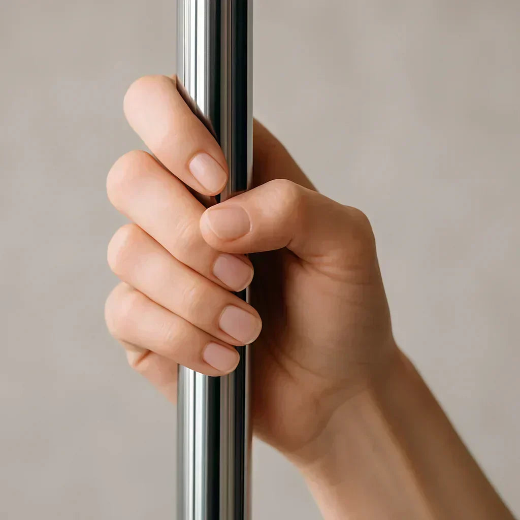 Quels exercices pour augmenter sa poigne en Pole Dance ? Image